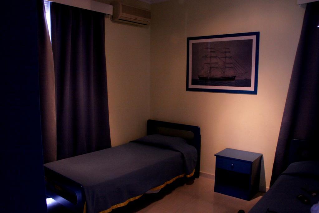 Paphinia Seaview Apartments Πάφος Δωμάτιο φωτογραφία