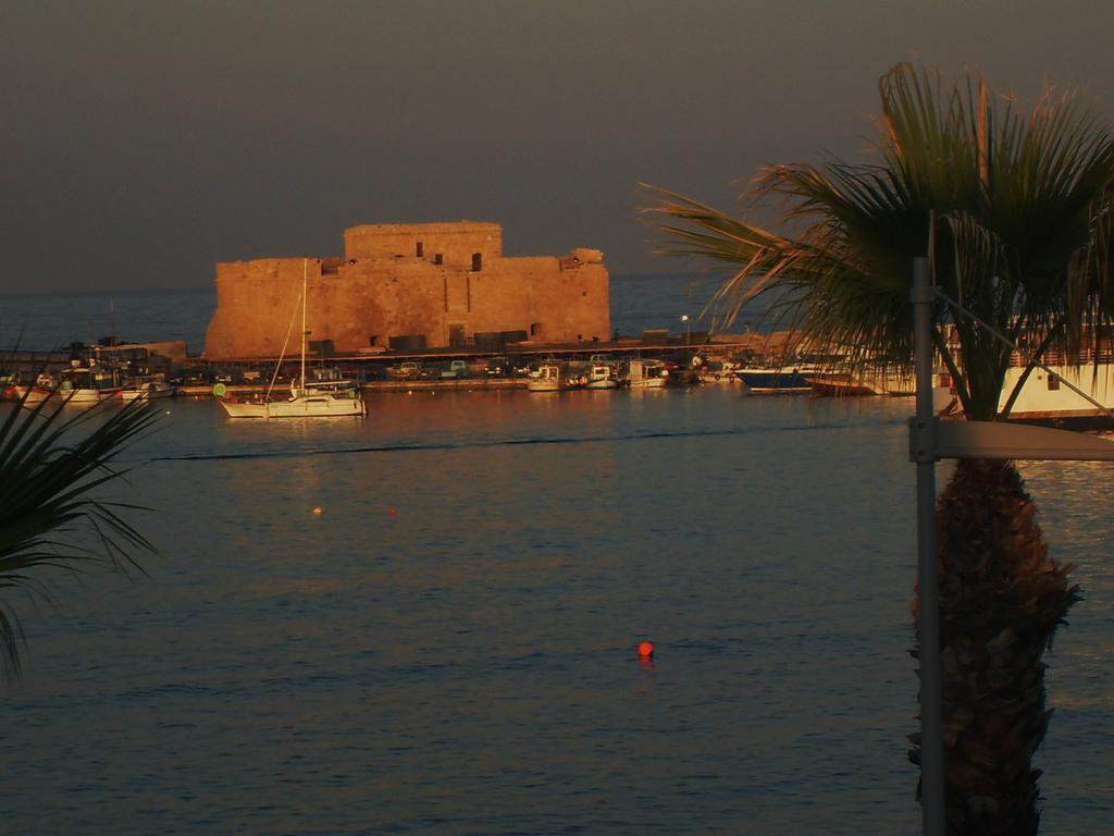Paphinia Seaview Apartments Πάφος Εξωτερικό φωτογραφία